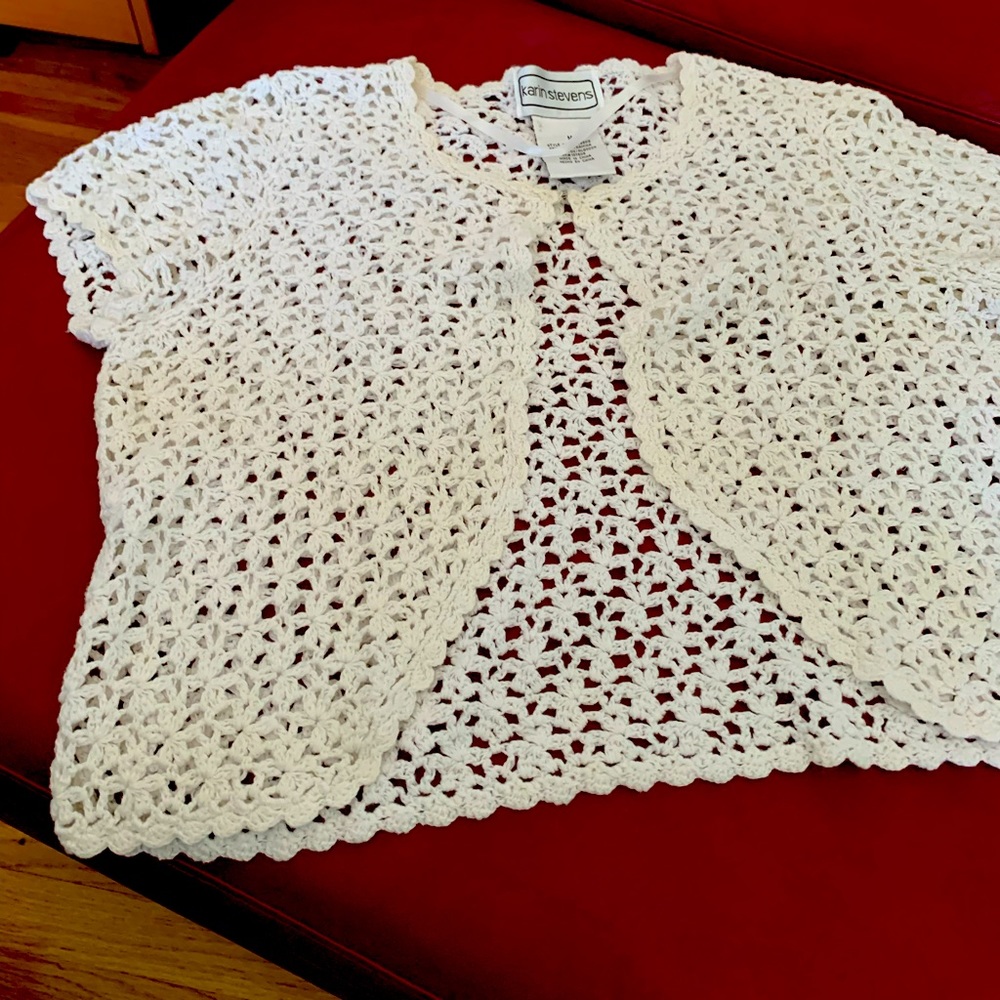 medium cover up white